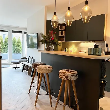 Penthouse Mountain And View, Terrace, Aircondition, Incl Summer Card Τσελ αμ Ζέε