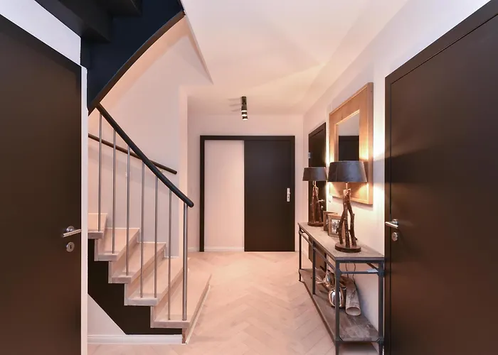 Penthouse Mountain And View, Terrace, Aircondition, Incl Summer Card * 滨湖采尔